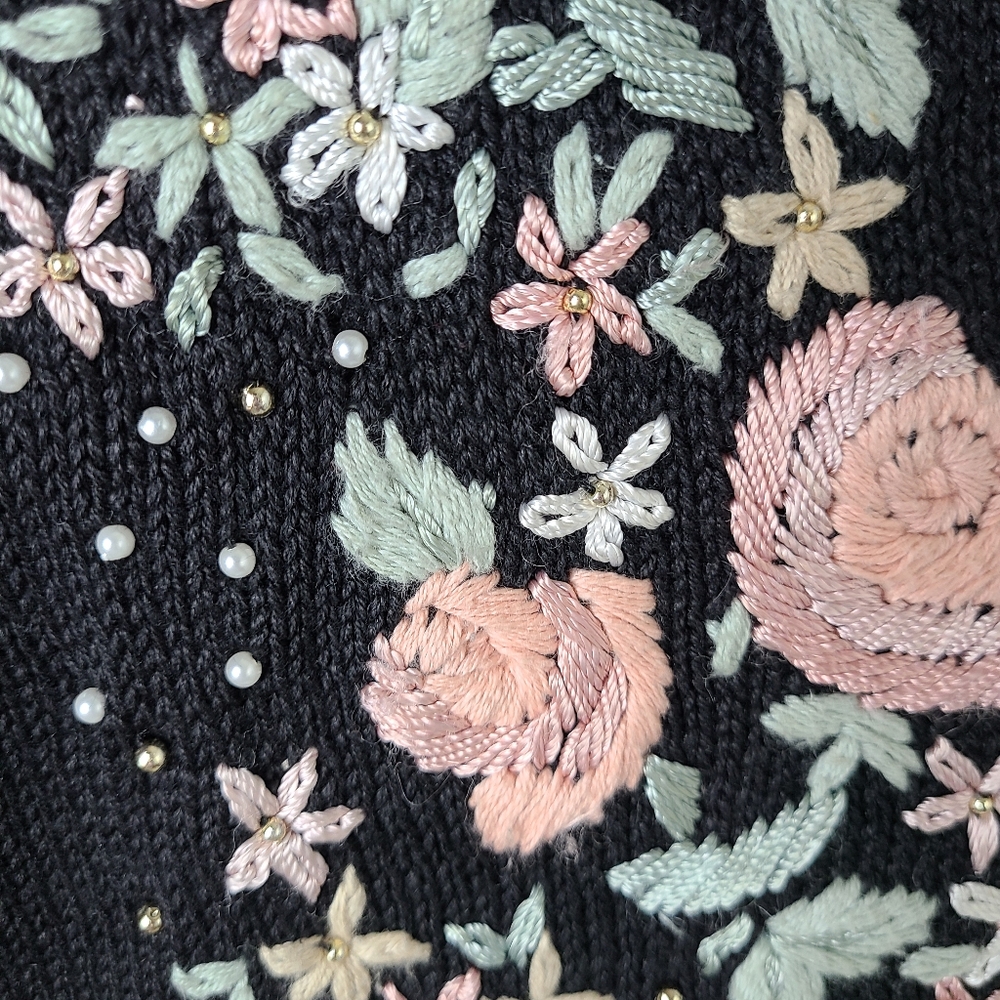 Work In Progress Embroidered Pearl Beaded Vintage Grandma Cardigan Sweater - Picture 8 of 12